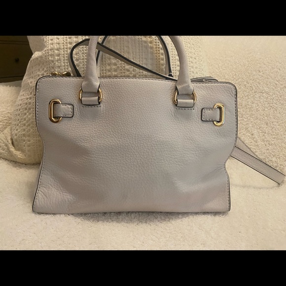 Michael Kors Medium Hamilton Tote-Vanilla - Picture 4 of 9